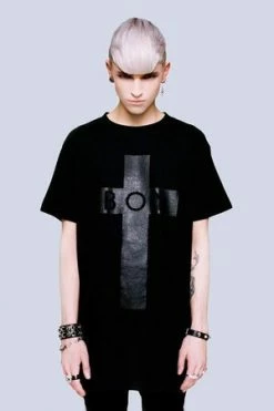 Long Clothing Boy Cross T-Shirt - Unisex -Voodoo Vixen shop boy cross t shirt unisex long clothing 10 300x