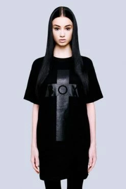 Long Clothing Boy Cross T-Shirt - Unisex -Voodoo Vixen shop boy cross t shirt unisex long clothing 9 300x