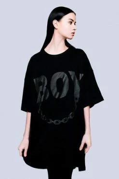 Long Clothing Oversize Boy Chain T-Shirt - Unisex -Voodoo Vixen shop oversize boy chain t shirt unisex long clothing 3 300x