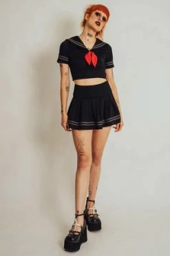 Jawbreaker Sailor Goth Crop Top -Voodoo Vixen shop sailor goth crop top jawbreaker 4 300x